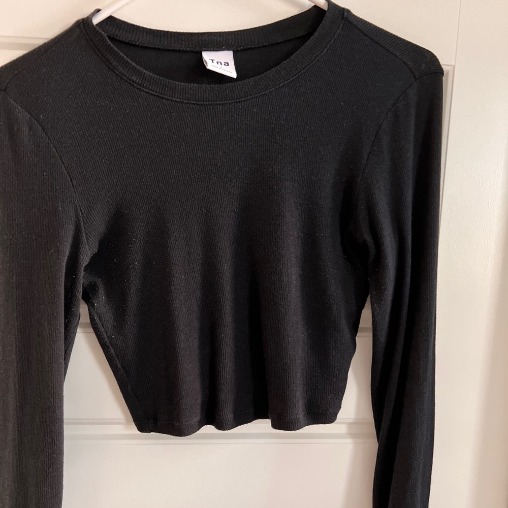 TNA-Aritzia cropped long sleeve